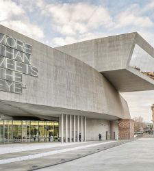 Die Ausstellung im MAXXI in Rom, die die Vielfalt der italienischen und internationalen künstlerischen Forschung widerspiegelt
