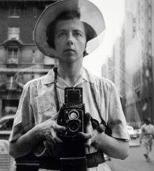 In Bologna findet eine umfassende anthologische Ausstellung über die Fotografin Vivian Maier statt