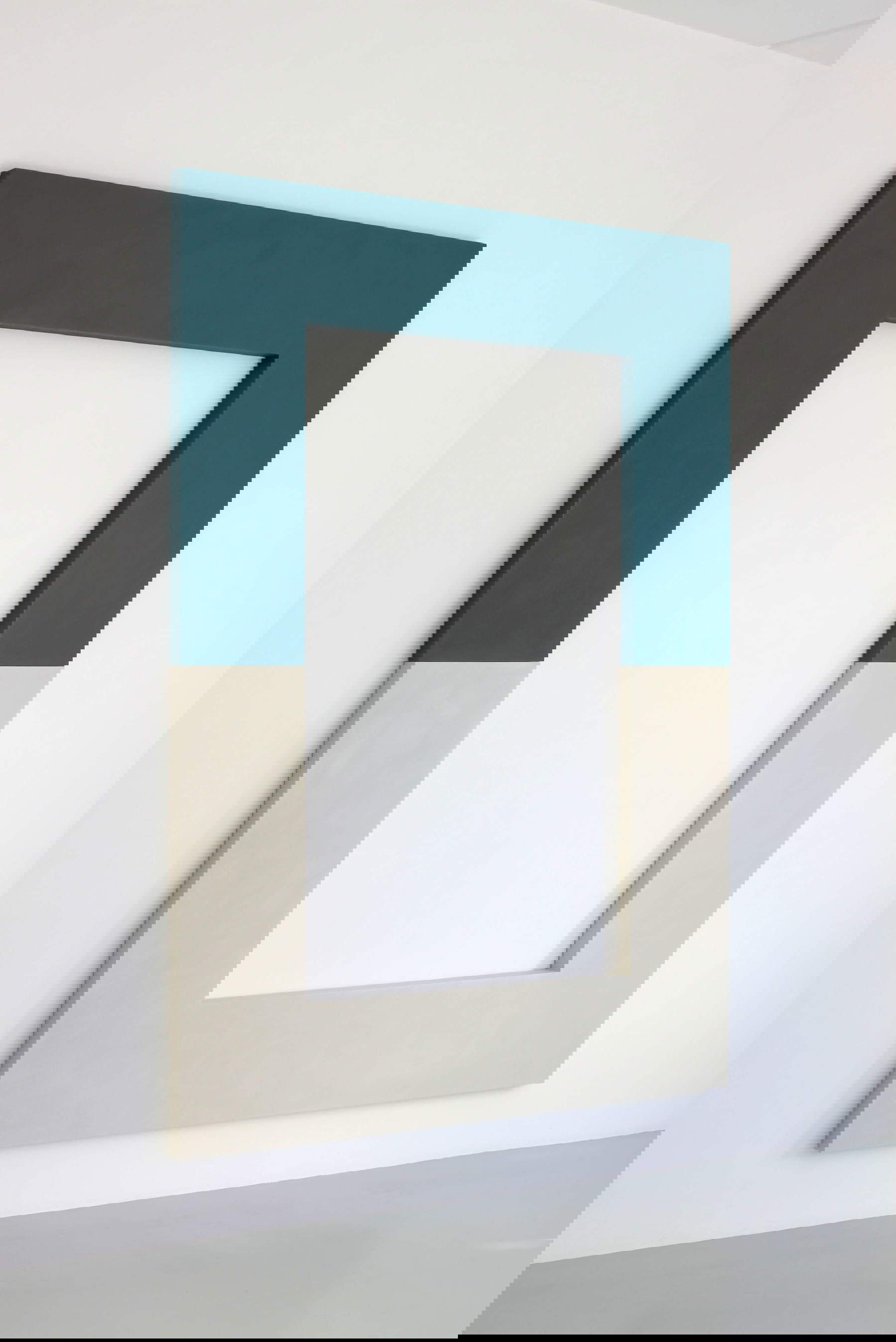 Julian Dal Molin, Senza titolo (2021; tecnica mista, 245 x 175 x 6 cm)