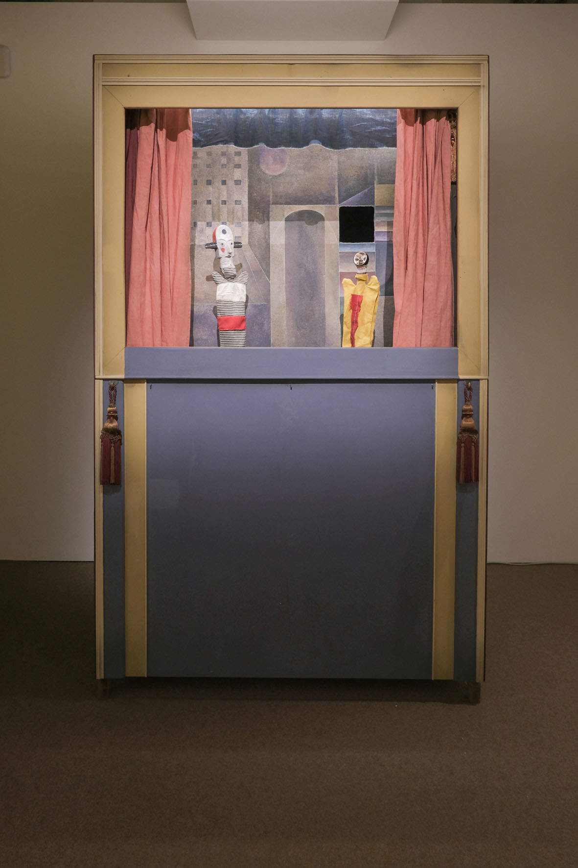 Las marionetas y las vanguardias. Picasso, Depero, Klee, Sarzi Las marionetas y las vanguardias. Picasso, Depero, Klee, Sarzi