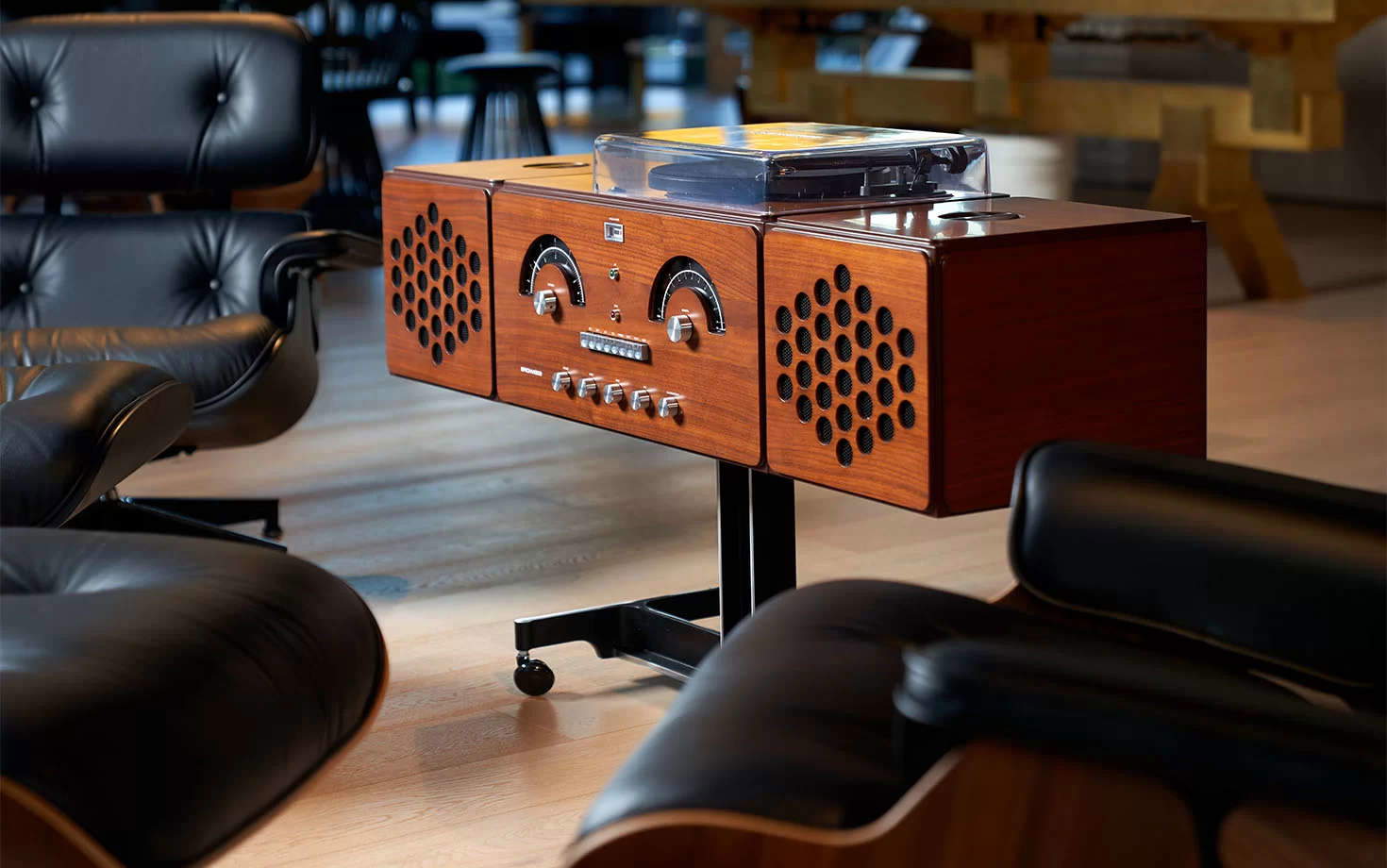 RR126 ambientato. Foto: Brionvega