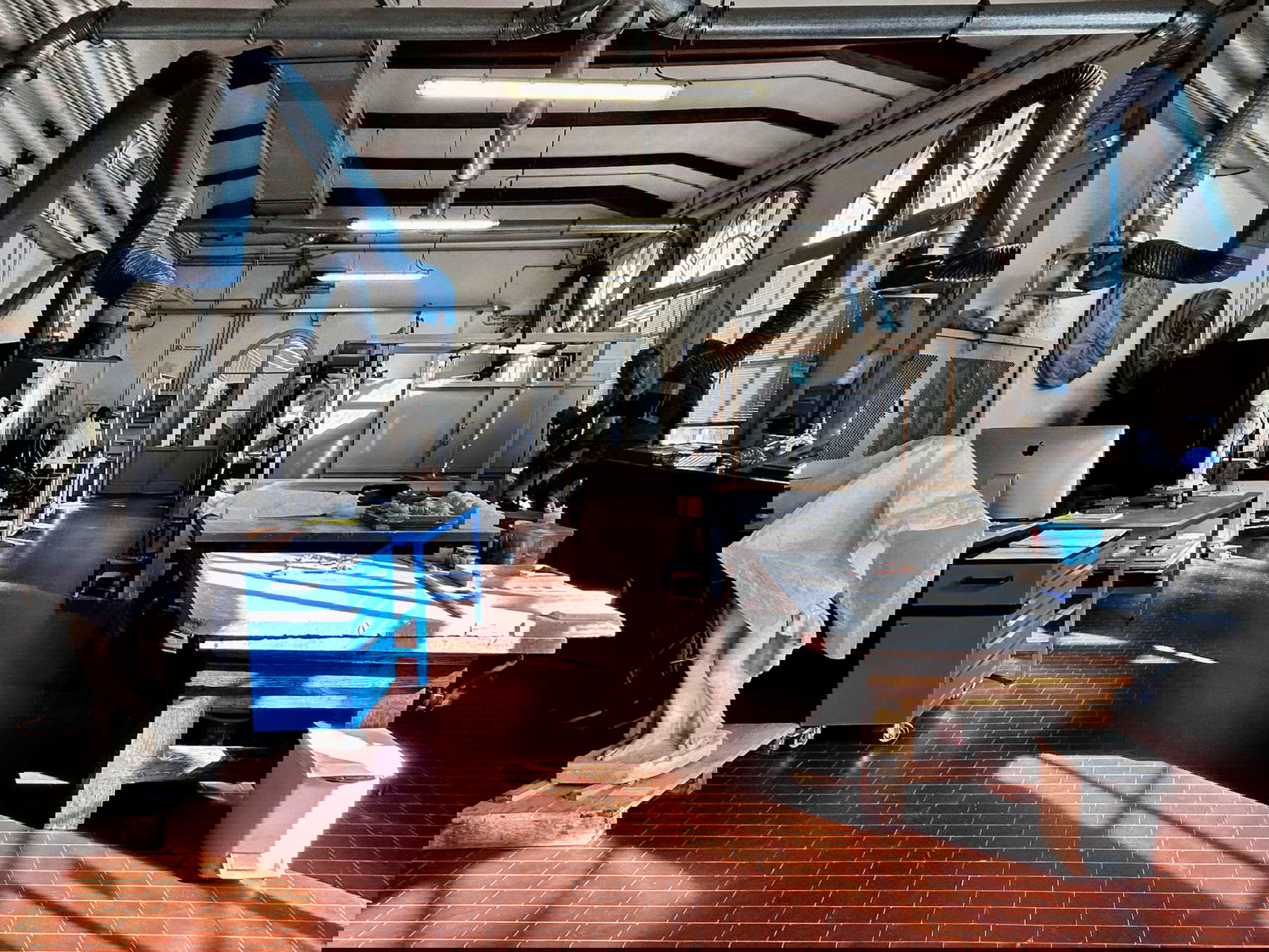 Il laboratorio del settore Lapidei