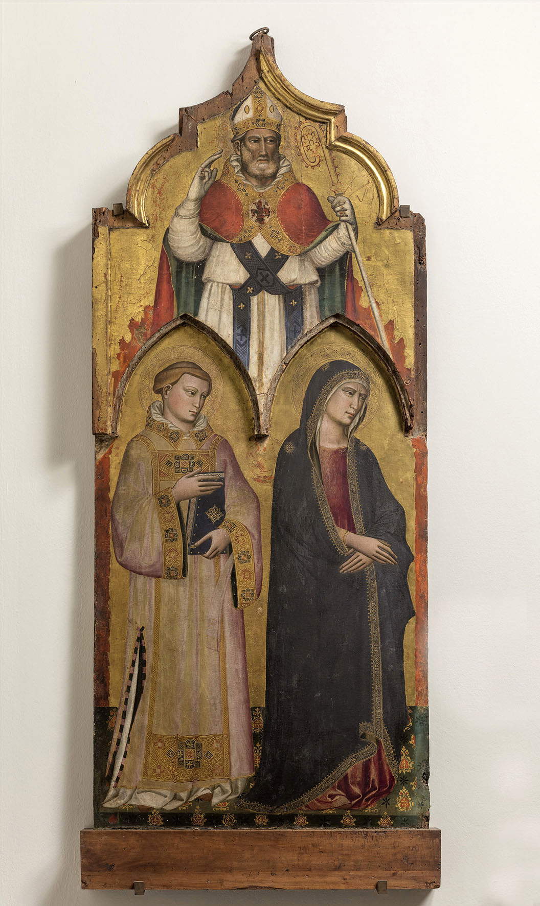 Niccolò di Pietro Gerini, Sorrowful Virgin, Saint Lawrence and Saint Zanobi (1399-1401; tempera and gold on panel, 186.5 × 71.9 cm; Empoli, Museo della Collegiata di Sant'Andrea, inv. 8) Niccolò di Pietro Gerini, Sorrowful Virgin, Saint Lawrence and Saint Zanobi (1399-1401; tempera and gold on panel, 186.5 × 71.9 cm; Empoli, Museo della Collegiata di Sant'Andrea, inv. 8)