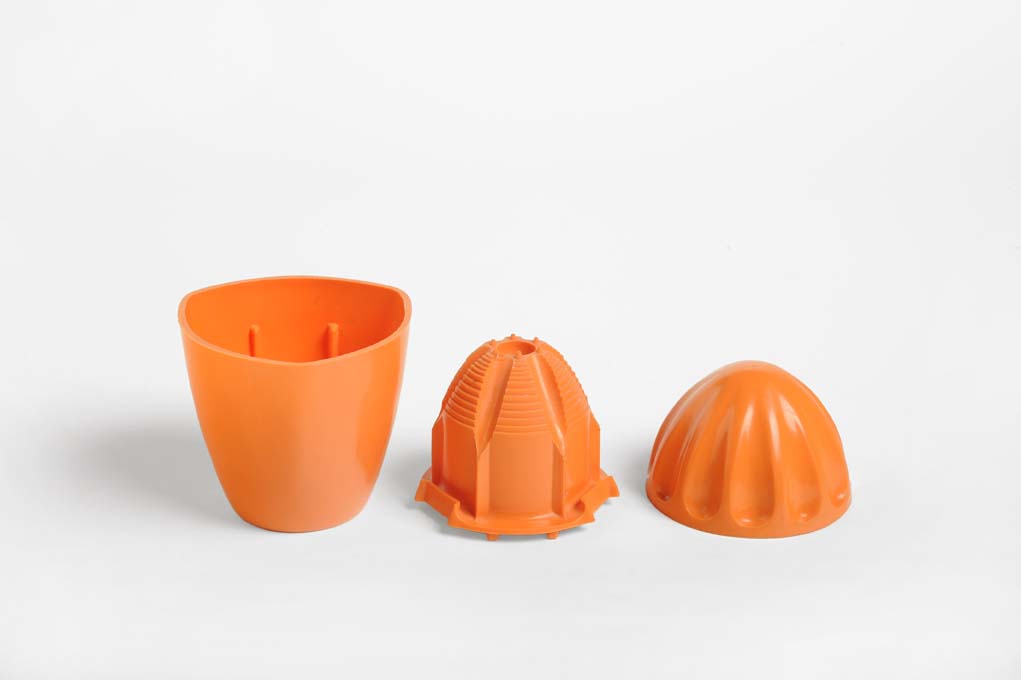 Die Kartell KS 1481 Zitronenpresse von Gino Colombini