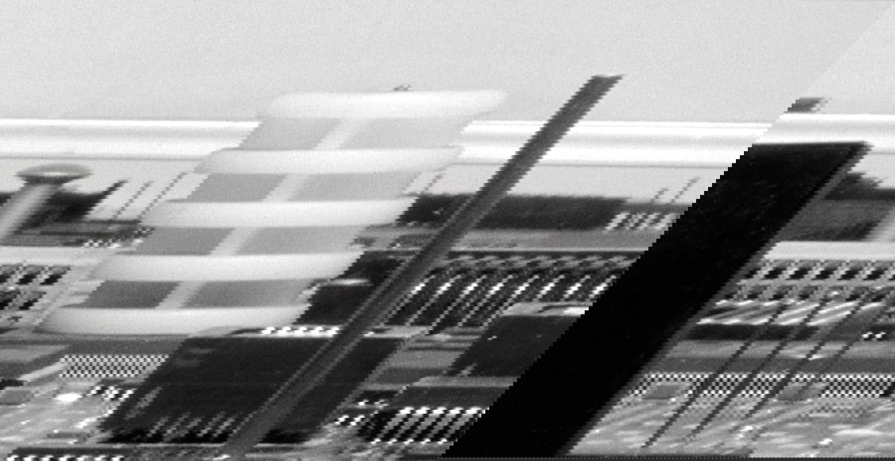 Luca Pancrazzi, Variable Symmetry, Galerie Caratsch & De Pury Luxembourg, Zurich, 2005 Luca Pancrazzi, Variable Symmetry, Galerie Caratsch & De Pury Luxembourg, Zurich, 2005