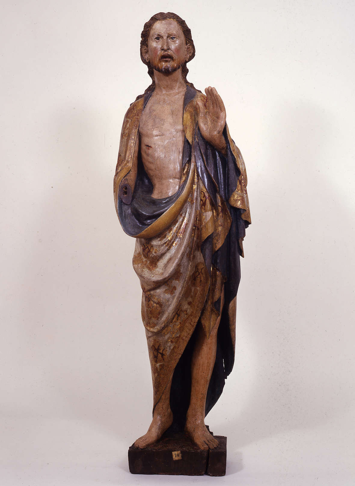 Domenico di Niccolò dei cori and Giovanni di Paolo, Risen Christ (1442-1443; carved, painted and gilded wood; Siena, Palazzo Chigi Zondadari) Domenico di Niccolò dei cori and Giovanni di Paolo, Risen Christ (1442-1443; carved, painted and gilded wood; Siena, Palazzo Chigi Zondadari)