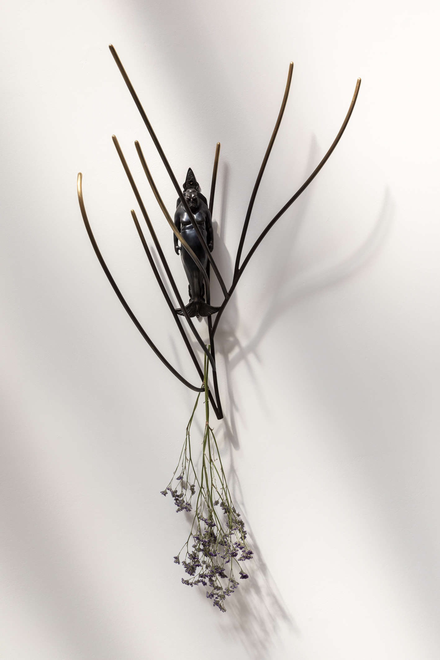 Julien Creuzet, Attila cataracte ta source aux pieds des pitons verts finira dans la grande mer gouffre bleu nous noyâmes dans les larmes marées de la lune (2024). Biennale de Venise, 60e édition, Pavillon français. Photo : Marco Zorzanello Julien Creuzet, Attila cataracte ta source aux pieds des pitons verts finira dans la grande mer gouffre bleu nous noyâmes dans les larmes marées de la lune (2024). Biennale de Venise, 60e édition, Pavillon français. Photo : Marco Zorzanello