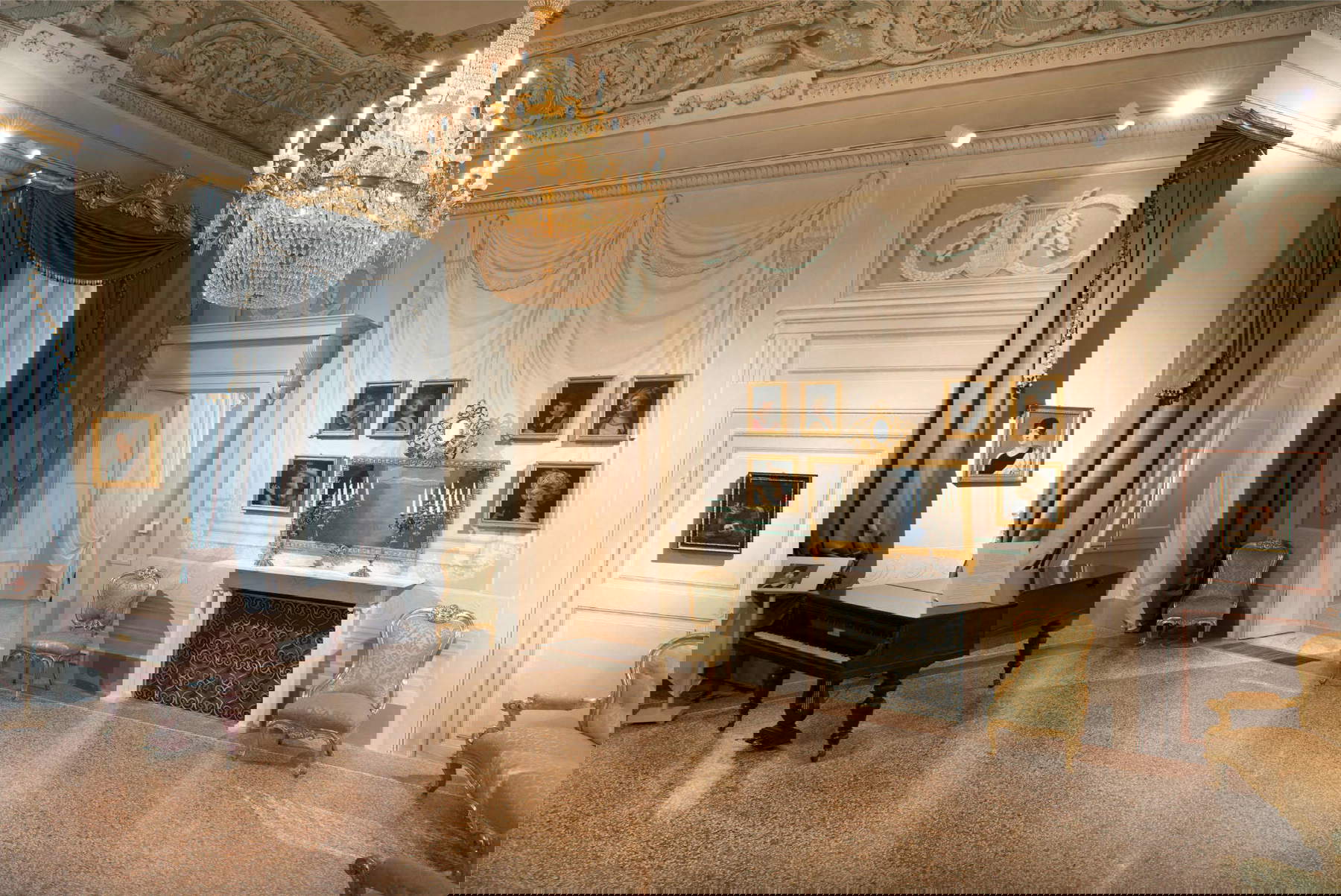 Pise, Palazzo Blu Pise, Palazzo Blu