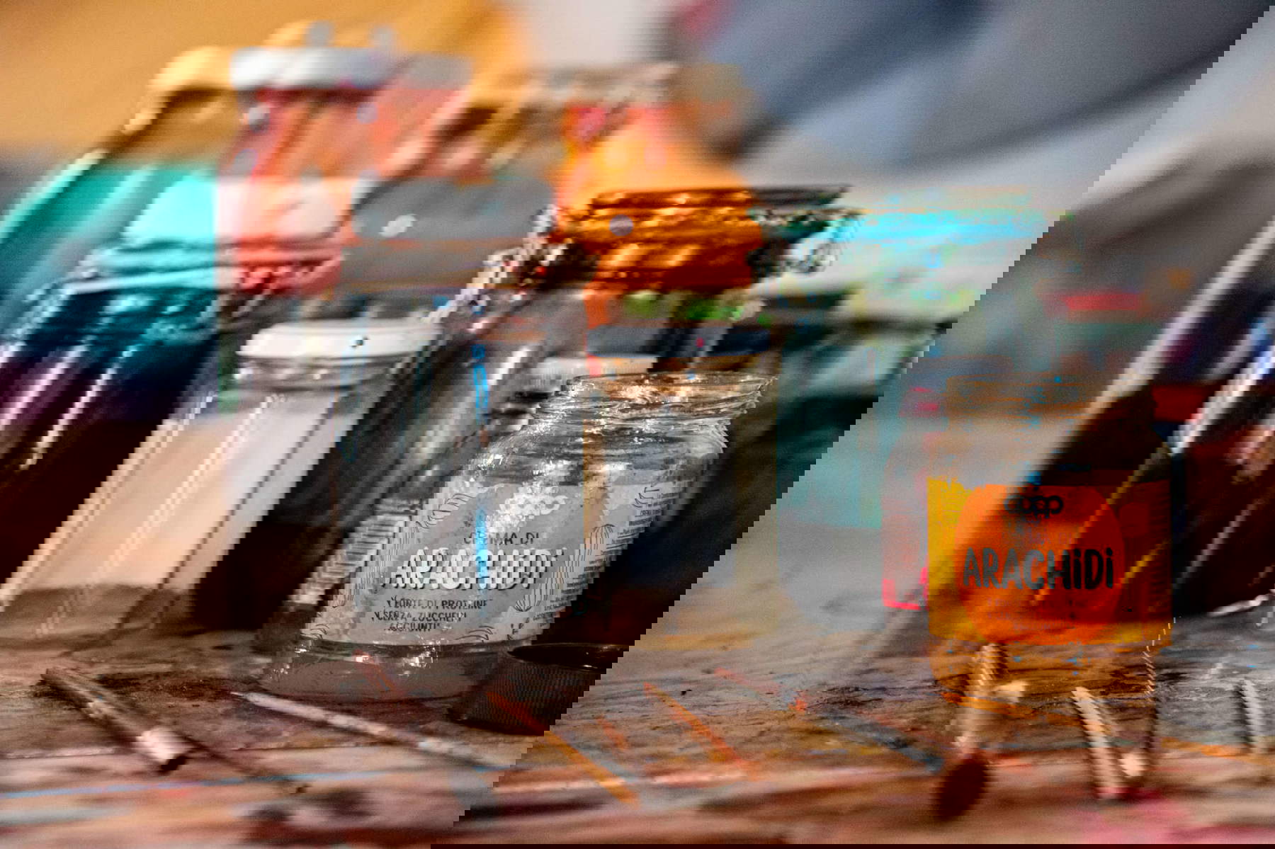 Maurizio Faleni at work on his works