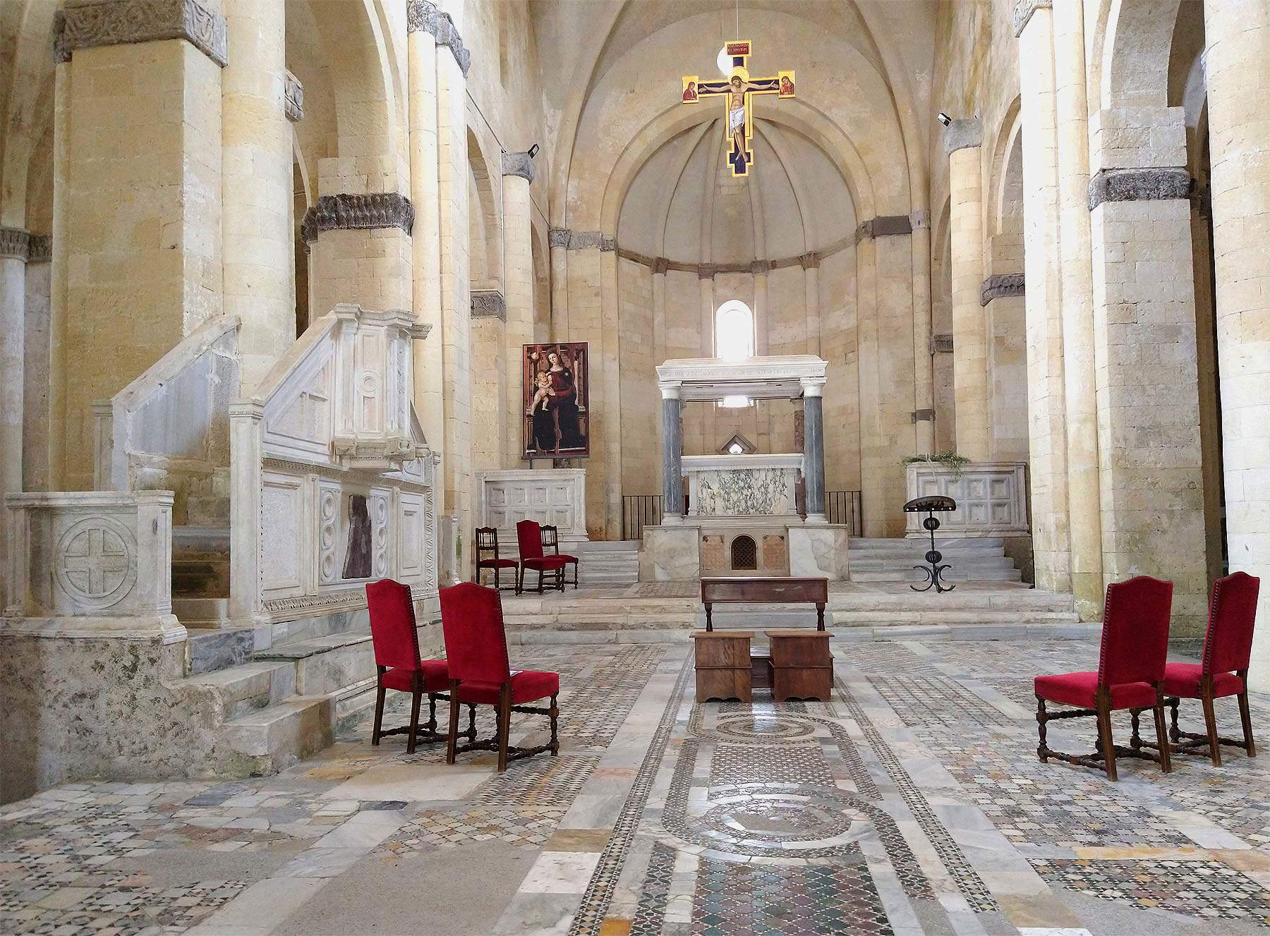 Tarquinia, Santa Maria in Castello. Photo : Finestre Sull'Arte Tarquinia, Santa Maria in Castello. Photo : Finestre Sull'Arte