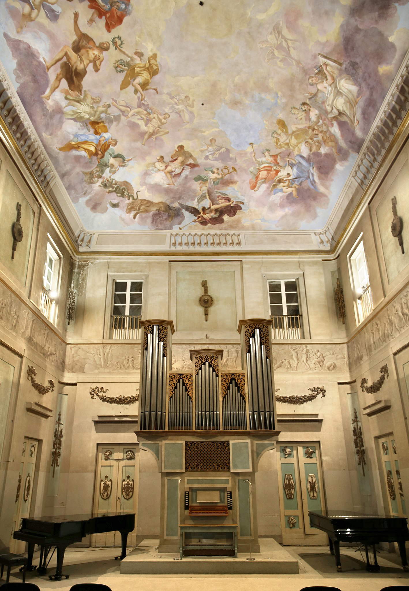 Le hall de la Villa Puccini. Photo : Francesco Bini Le hall de la Villa Puccini. Photo : Francesco Bini