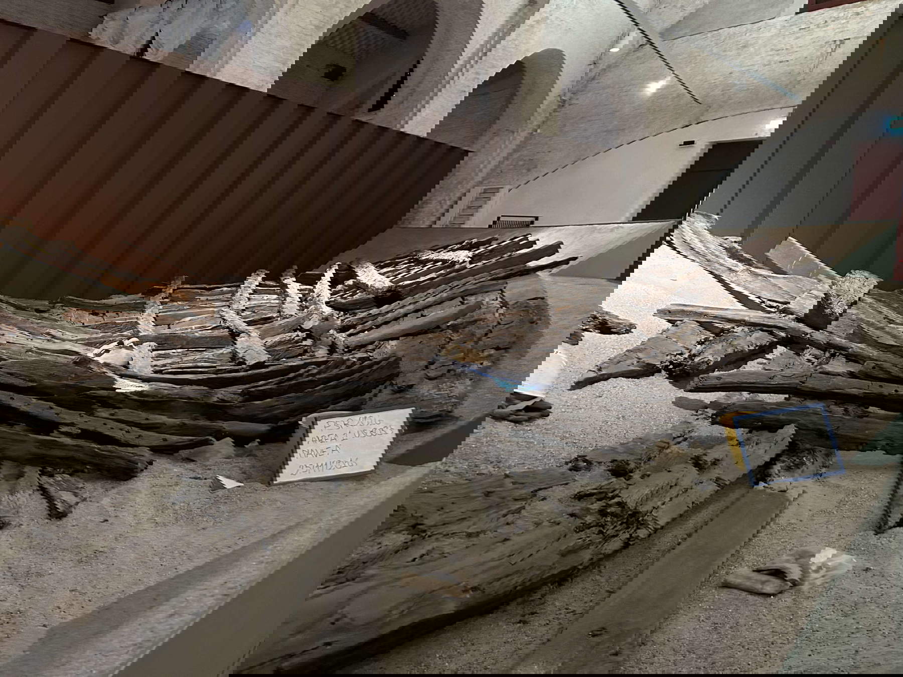 Überreste des als Schiff A bekannten Ehrenschiffs