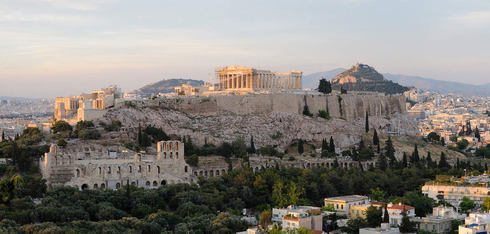 Die Akropolis. Foto: Christophe Meneboeuf Die Akropolis. Foto: Christophe Meneboeuf