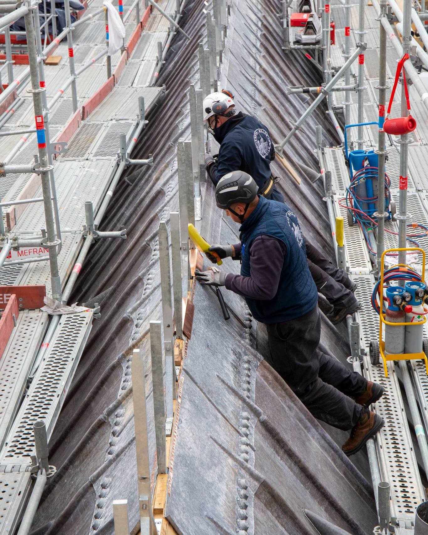 Lavori sulle coperture. Foto: David Bordes