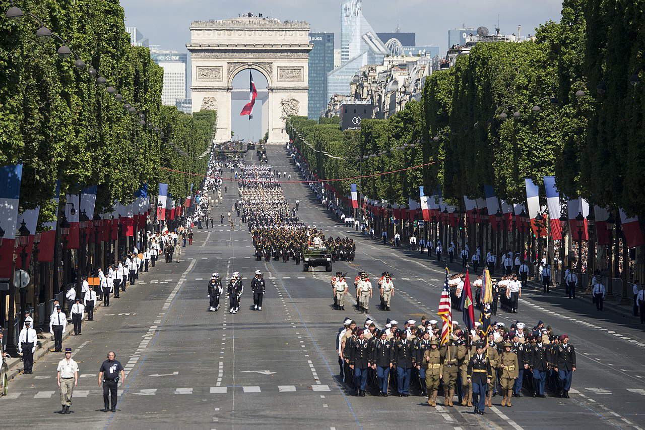 The July 14 parade at the Arc de Triomphe. Photo: Chairman of the Joint Chiefs of Staff from Washington D.C, United States The July 14 parade at the Arc de Triomphe. Photo: Chairman of the Joint Chiefs of Staff from Washington D.C, United States