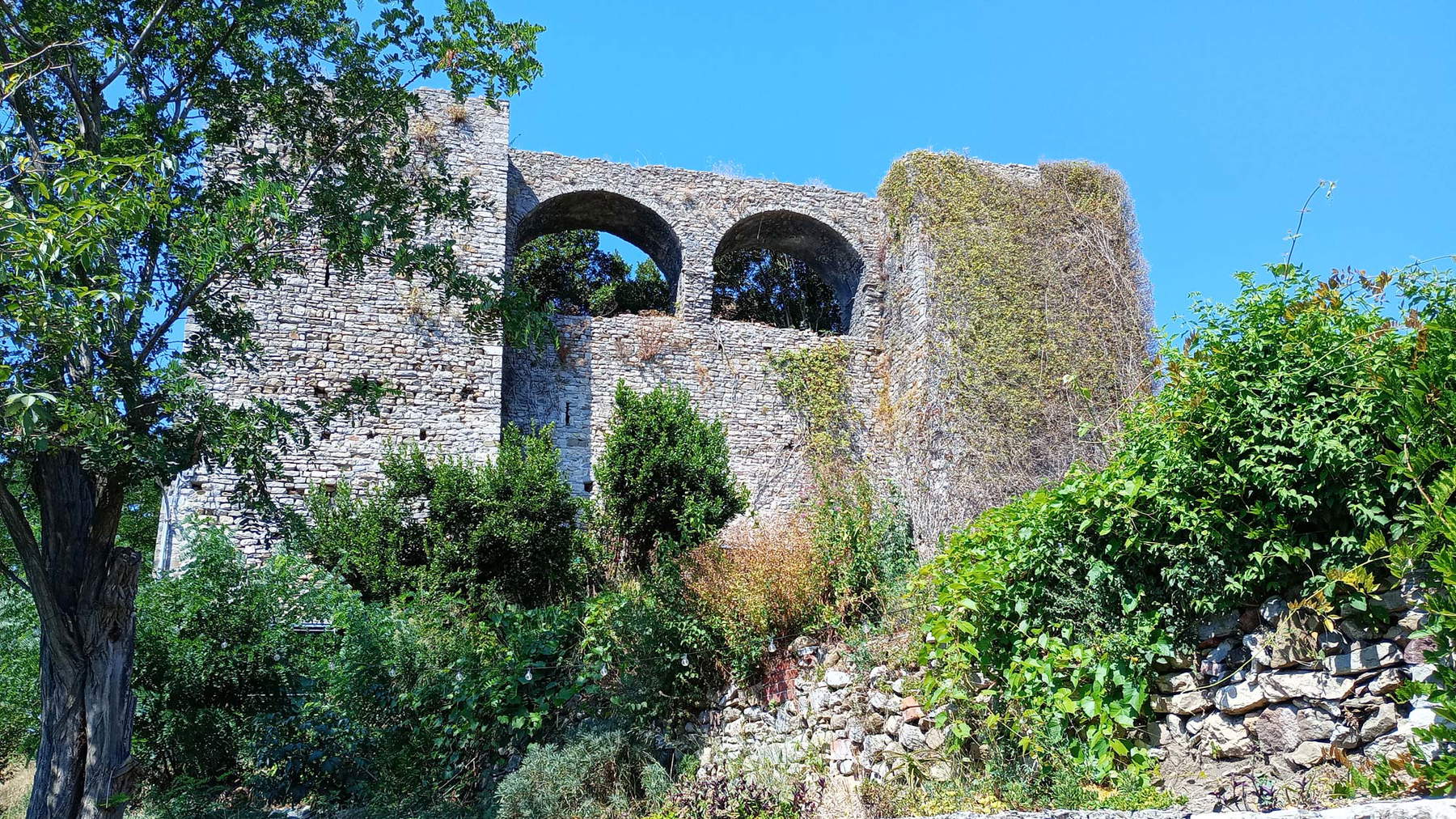 Das Schloss von Trebiano Magra Das Schloss von Trebiano Magra