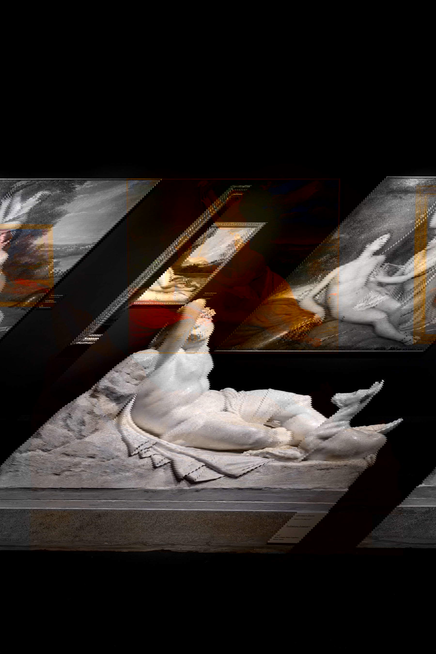 Einrichtung der Ausstellung Antonio Canova und der Neoklassizismus in Lucca Einrichtung der Ausstellung Antonio Canova und der Neoklassizismus in Lucca