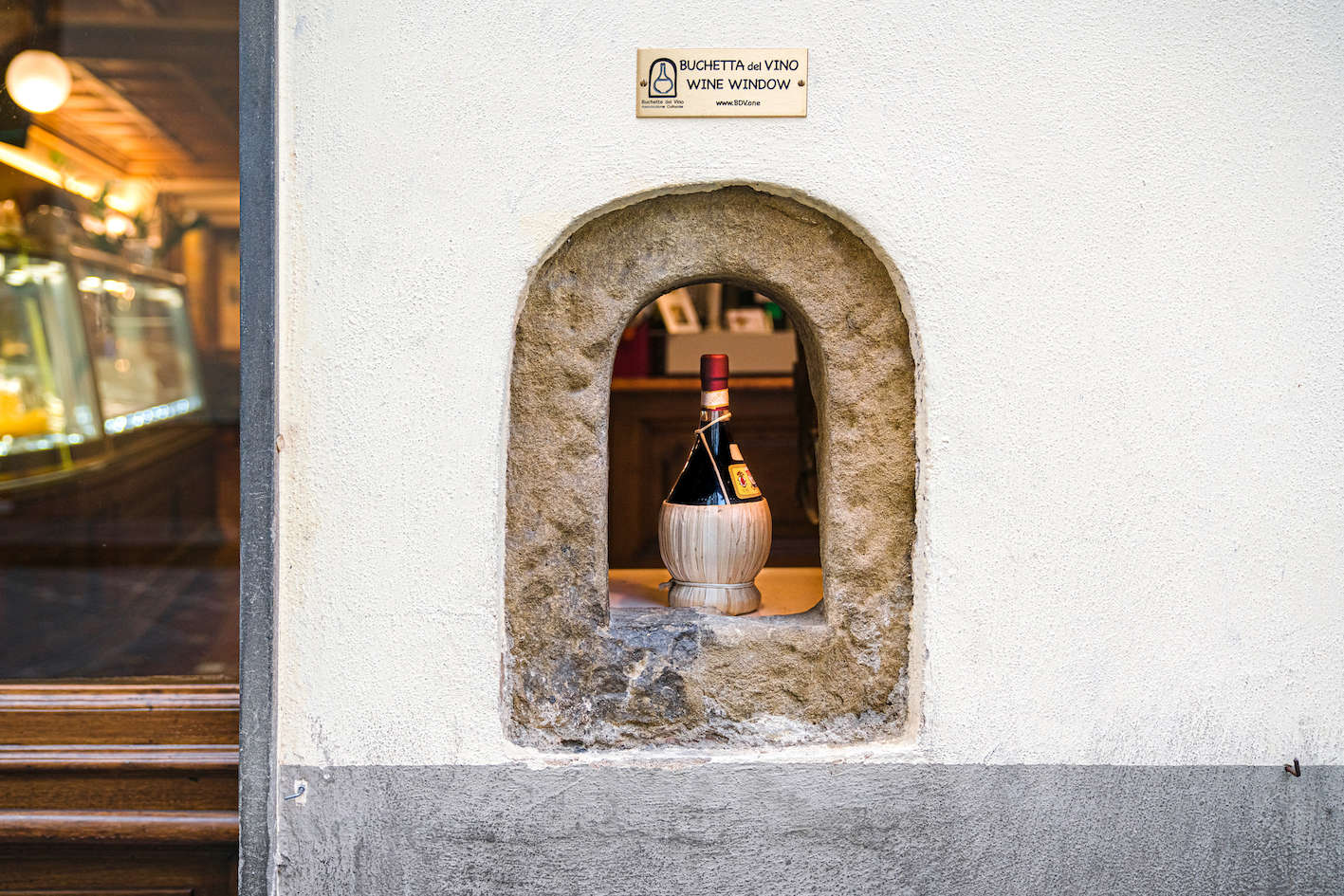 Buchetta di Via dell'Isola delle Stinche. Photo: Giorgio Magini Buchetta di Via dell'Isola delle Stinche. Photo: Giorgio Magini