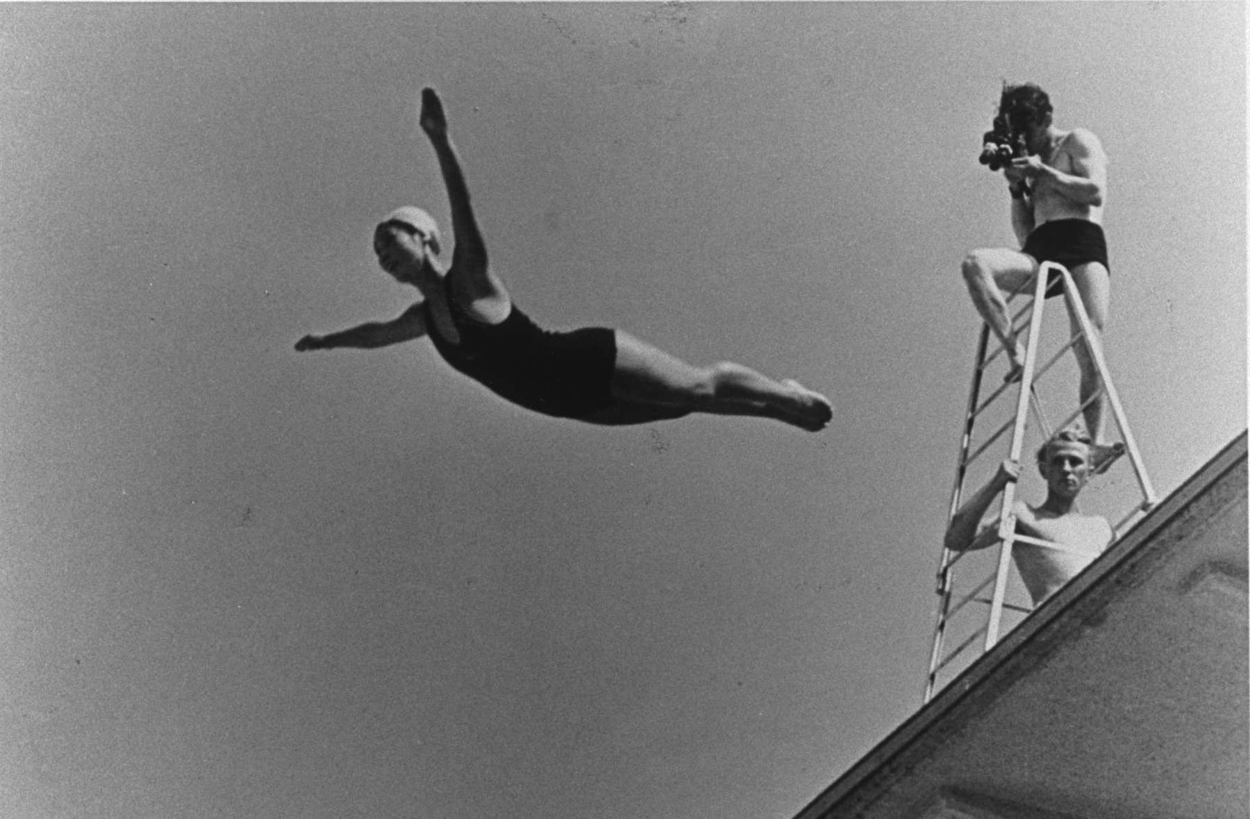Eine Szene aus dem Film Olympia von Leni Riefenstahl Eine Szene aus dem Film Olympia von Leni Riefenstahl