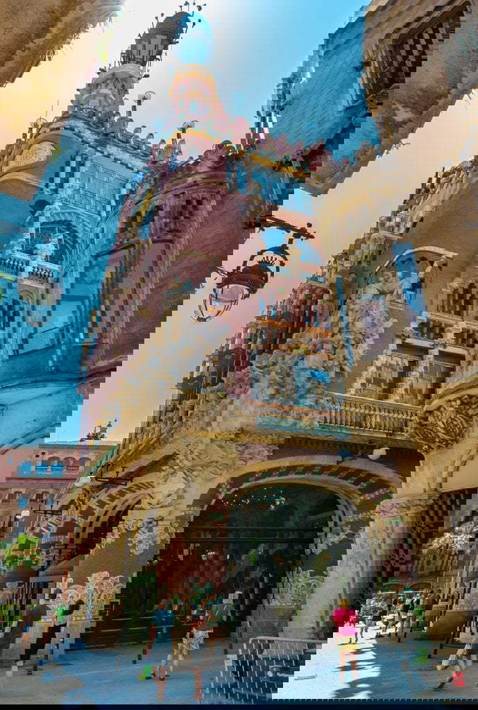 Die Fassade. Foto: Matteo Vecchi/Catalunya Turismo Die Fassade. Foto: Matteo Vecchi/Catalunya Turismo