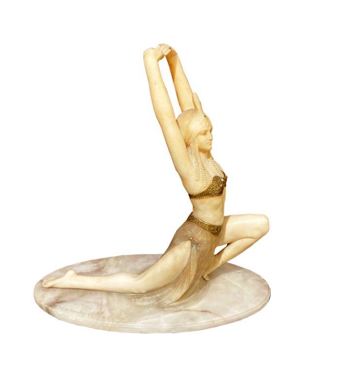 Giuseppe Gambogi, Odalisque (vers 1920 ; albâtre, marbre blanc et filigrane de bronze, 34 x 17 x 36 cm) Giuseppe Gambogi, Odalisque (vers 1920 ; albâtre, marbre blanc et filigrane de bronze, 34 x 17 x 36 cm)