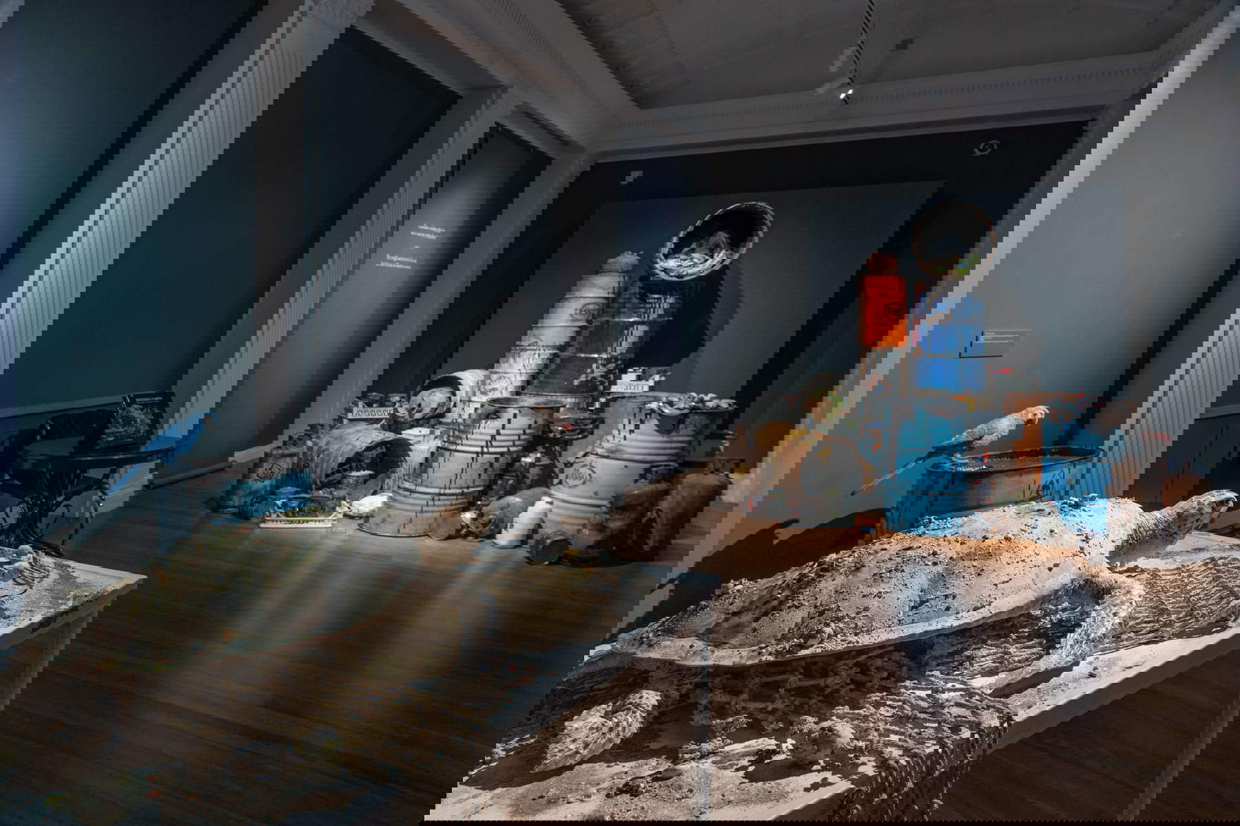 Bertozzi&amp;Casoni Ausstellungsaufbau. Es ist nicht das, was es zu sein scheint. Foto: Fotoglamour