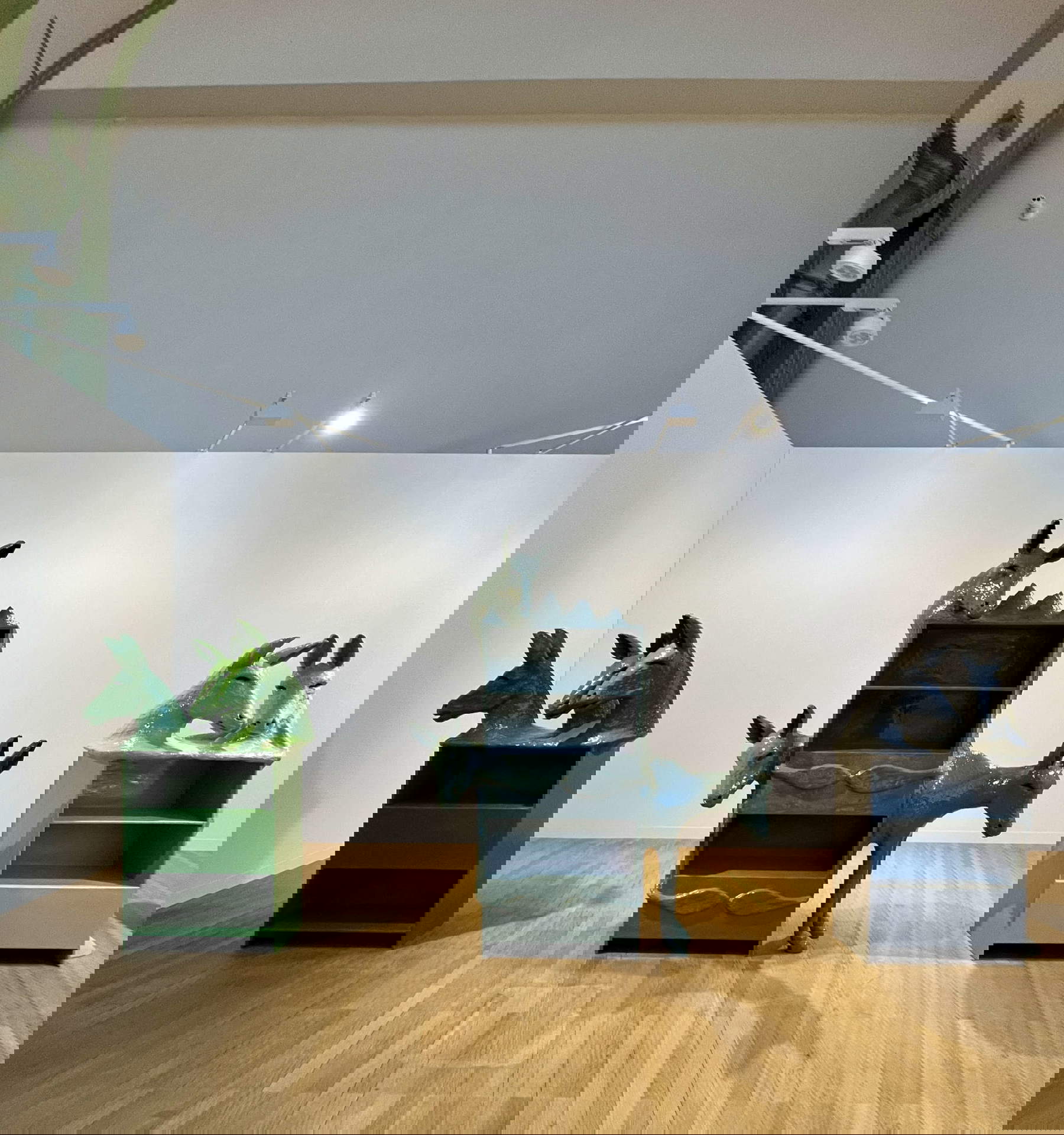 Nuri Koerfer in der Galerie Lars Friedrich, Art Basel Paris, 2024