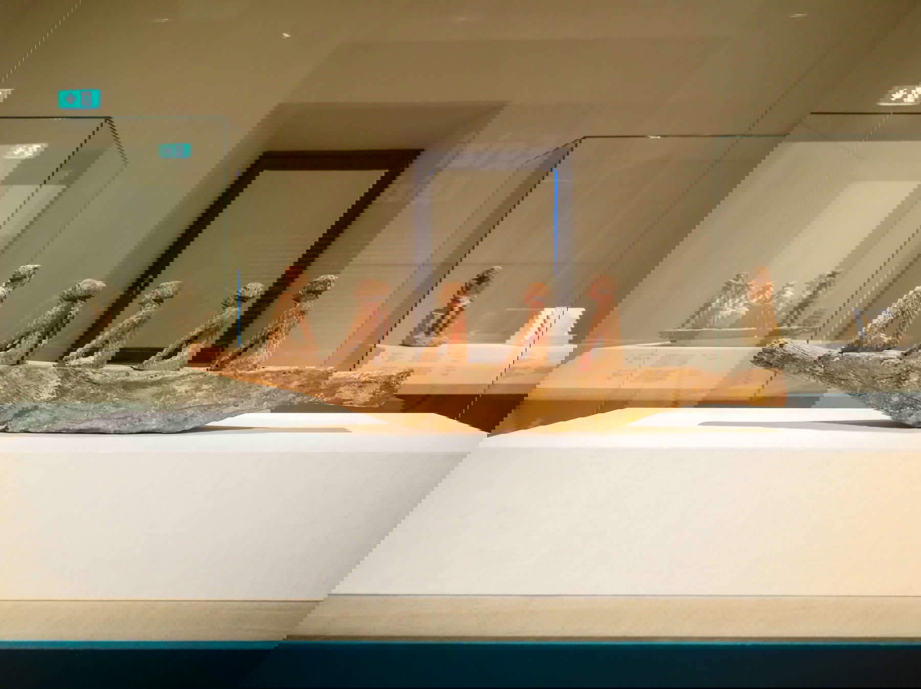 Ausstellungsaufbau Die Ägypter und die Geschenke des Nils, Fortino Leopoldo I, Forte dei Marmi, 2024. Foto: Barbara Cardini Ausstellungsaufbau Die Ägypter und die Geschenke des Nils, Fortino Leopoldo I, Forte dei Marmi, 2024. Foto: Barbara Cardini