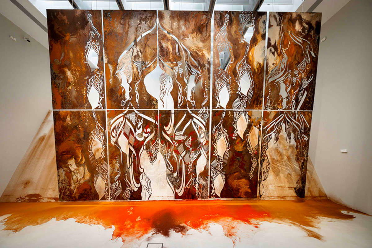 Mona Ben Hamouda, Theology of Collapse (The Myth of Past) I-X</em> (2024). Foto © Musacchio, Pasqualini & Fucilla / MUSA, su concessione di Fondazione MAXXI Mona Ben Hamouda, Theology of Collapse (The Myth of Past) I-X (2024). Photo © Musacchio, Pasqualini & Fucilla / MUSA, courtesy of Fondazione MAXXI
