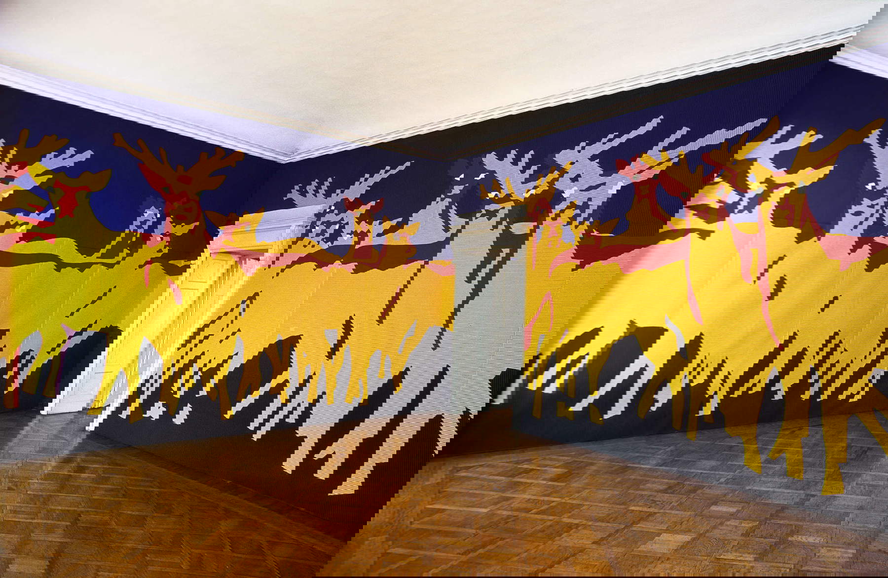 Paolo Grassino, Perennial Themes : Deer (2002 ; éponge synthétique sur nylon, 350 x 2400 cm) Paolo Grassino, Perennial Themes : Deer (2002 ; éponge synthétique sur nylon, 350 x 2400 cm)