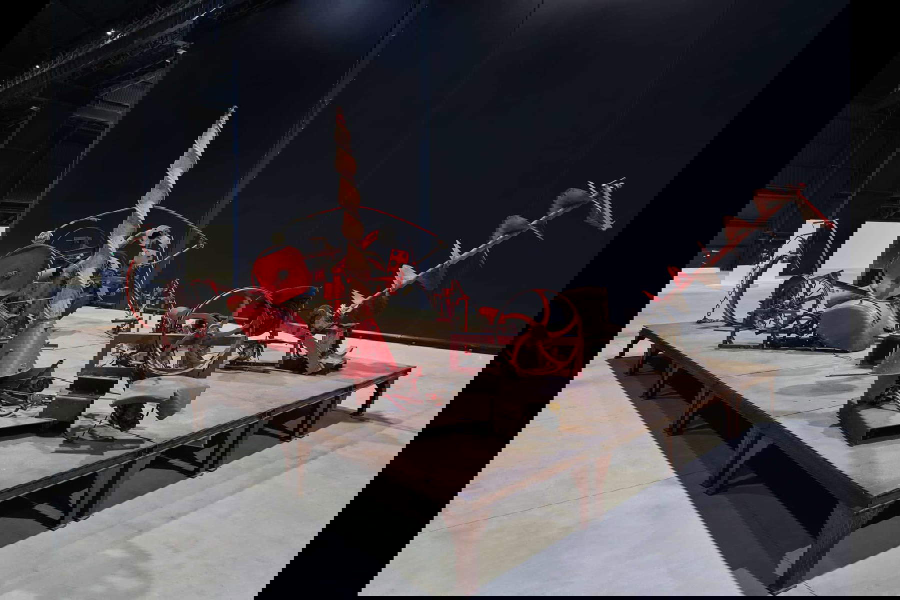 Allestimenti della mostra. Opera: Plateau agriculturel