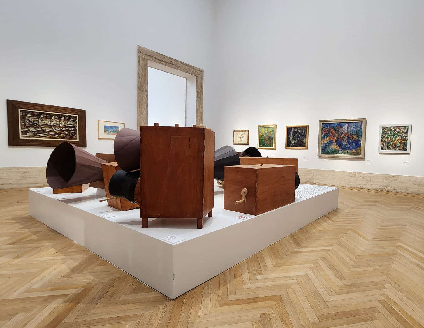 Arrangements for the exhibition The Time of Futurism. Photo: Finestre Sull'Arte Arrangements for the exhibition The Time of Futurism. Photo: Finestre Sull'Arte