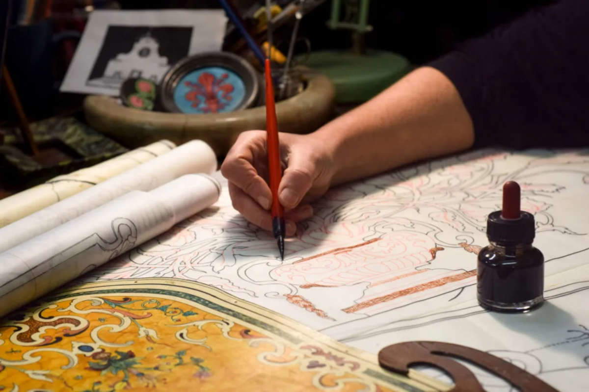 Vendeuse florentine contemporaine. Photo : Cecilia Falciai Vendeuse florentine contemporaine. Photo : Cecilia Falciai