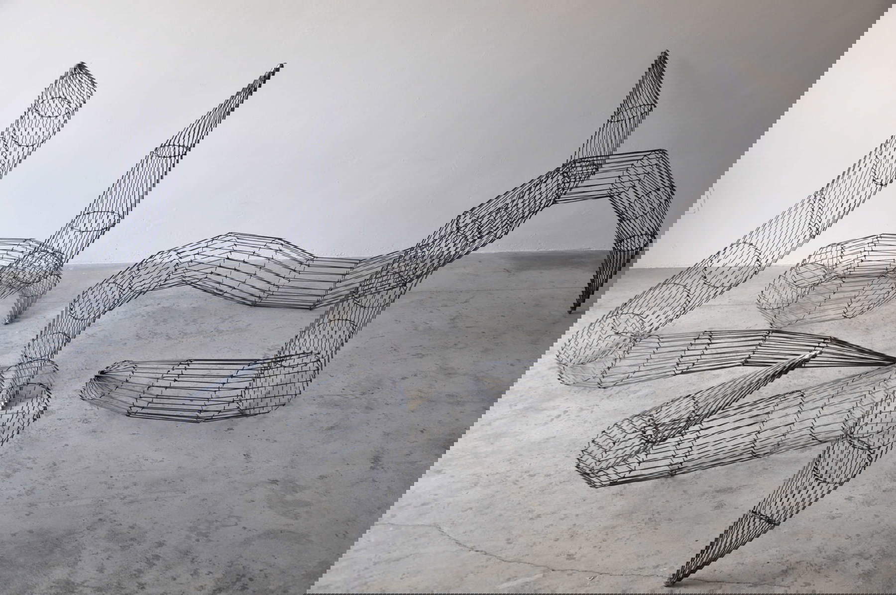 Andrea Marini, Anellids (2014; iron maximum height 100 cm) Andrea Marini, Anellids (2014; iron maximum height 100 cm)