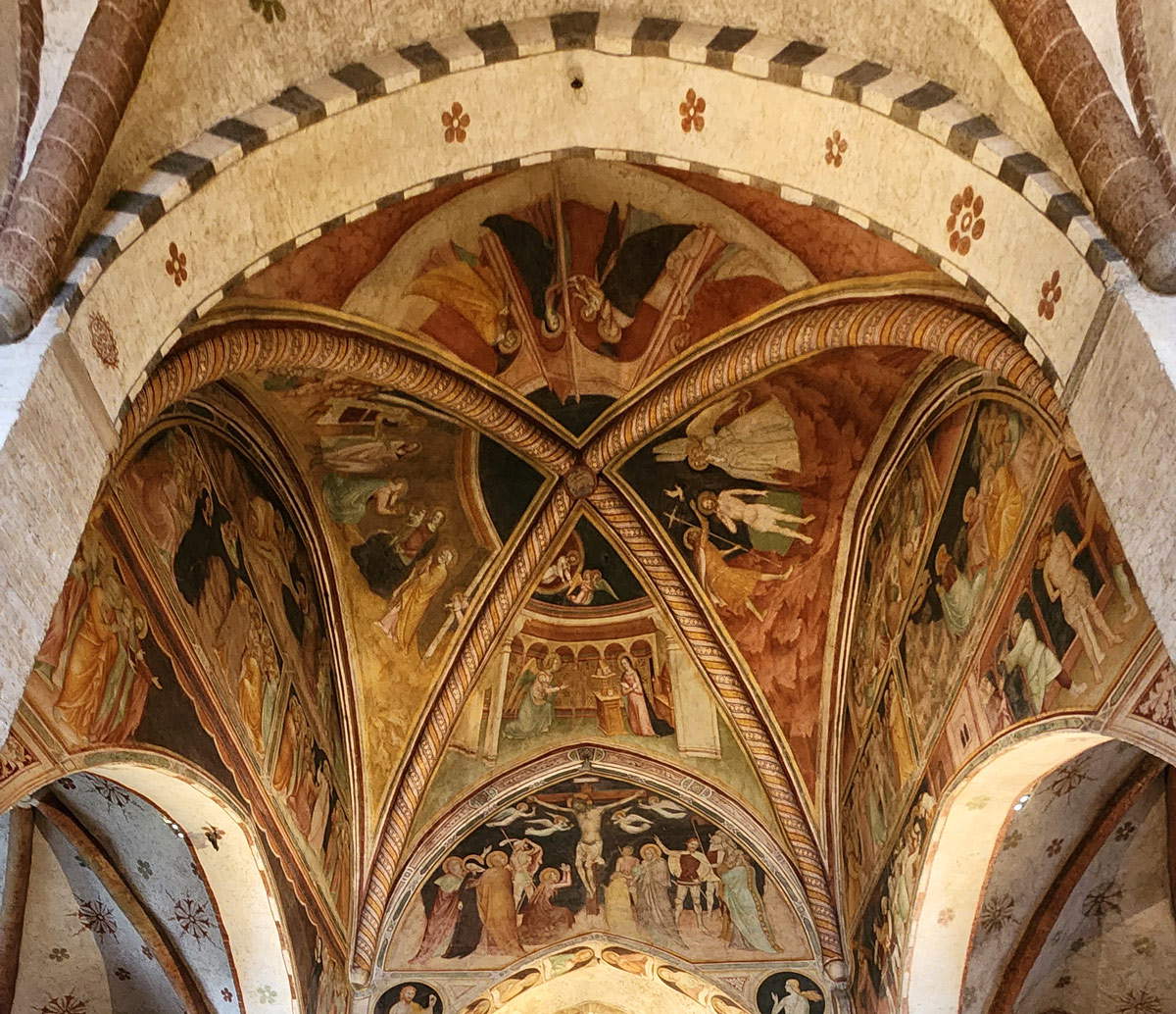 Das Gewölbe mit Szenen aus dem Leben Christi Das Gewölbe mit Szenen aus dem Leben Christi