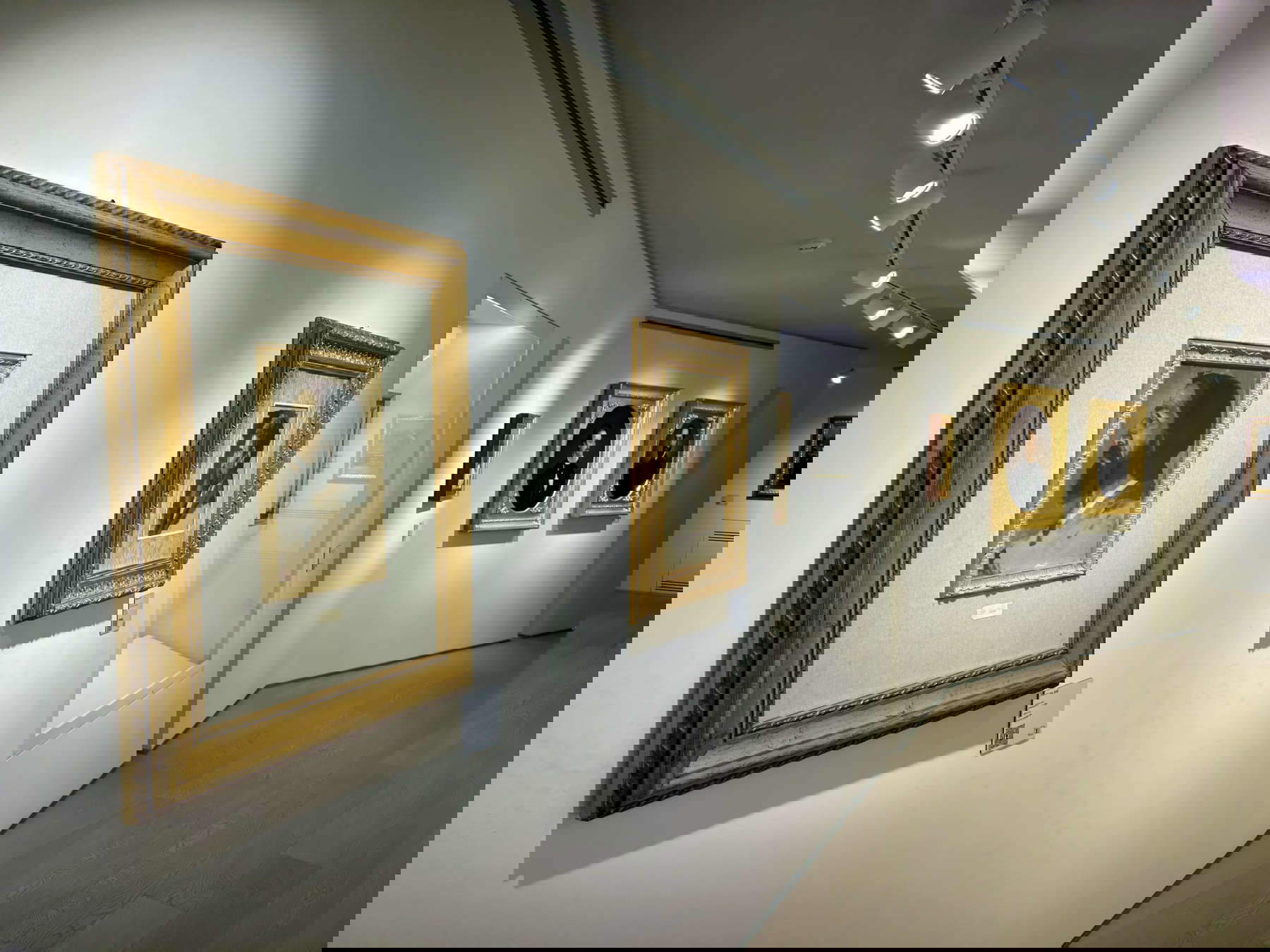 Montaje de la exposición permanente Montaje de la exposición permanente