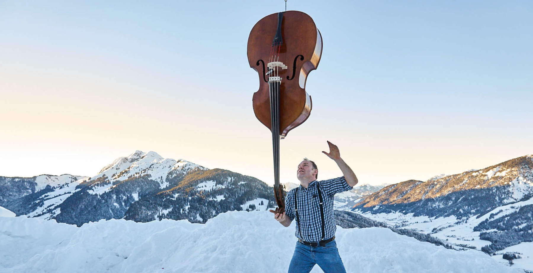 En Autriche, un festival de jazz hivernal est organisé dans les musées et les églises : le 3 Tage Jazz in Saalfelden.