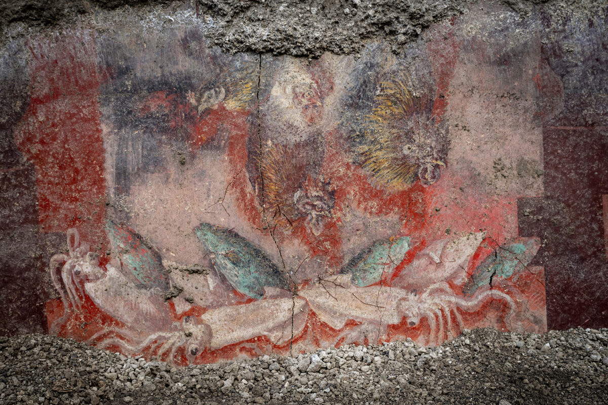 New frescoes discovered in Pompeii New frescoes discovered in Pompeii