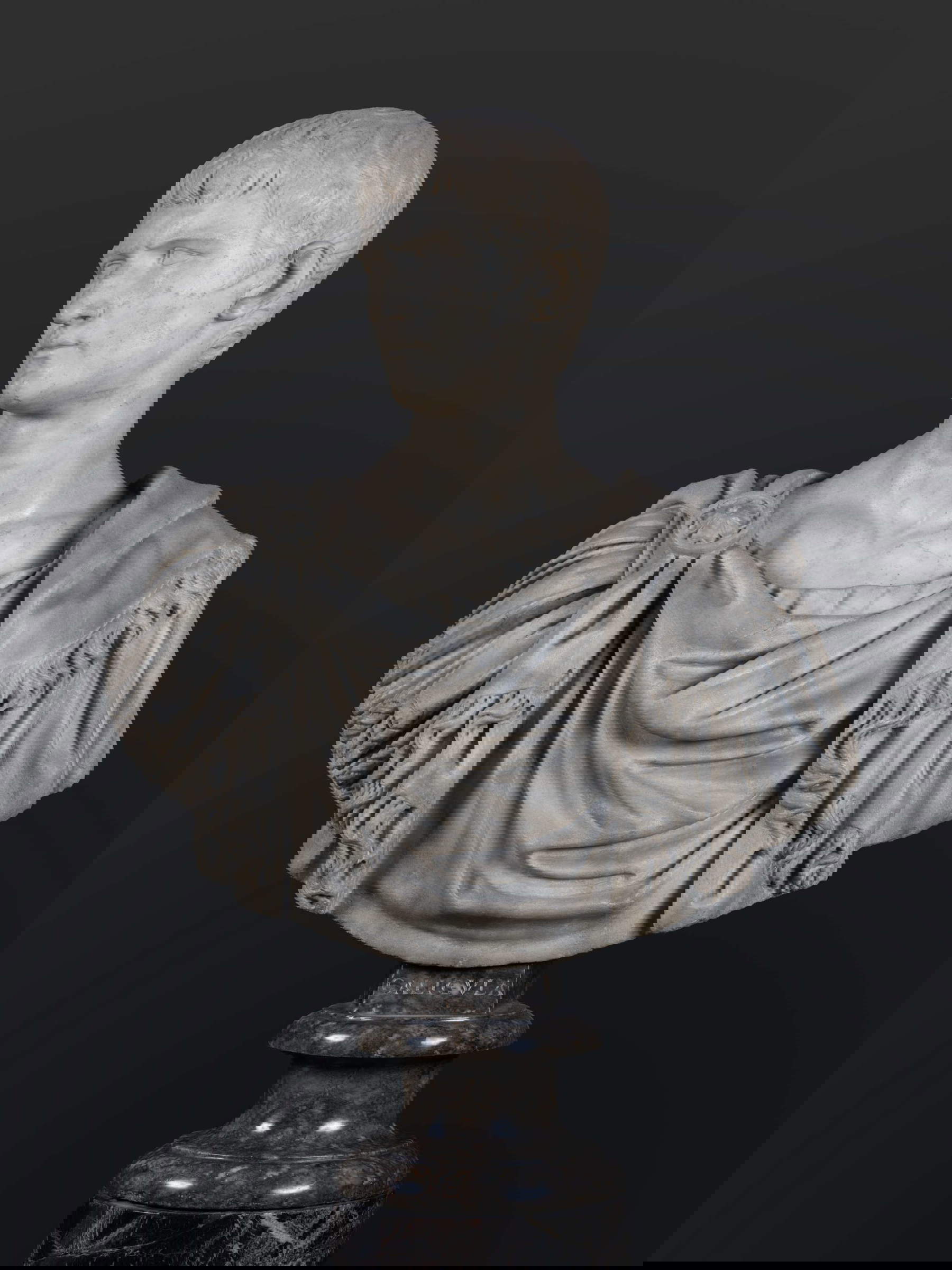 Retrato de Agripa Postumo sobre busto moderno, detalle del rostro (Florencia, Galerías Uffizi, Galería de Estatuas y Pinturas, inv. 1914, 113) &copy; Gabinete fotográfico - Galerías Uffizi. Foto: Roberto Palermo)