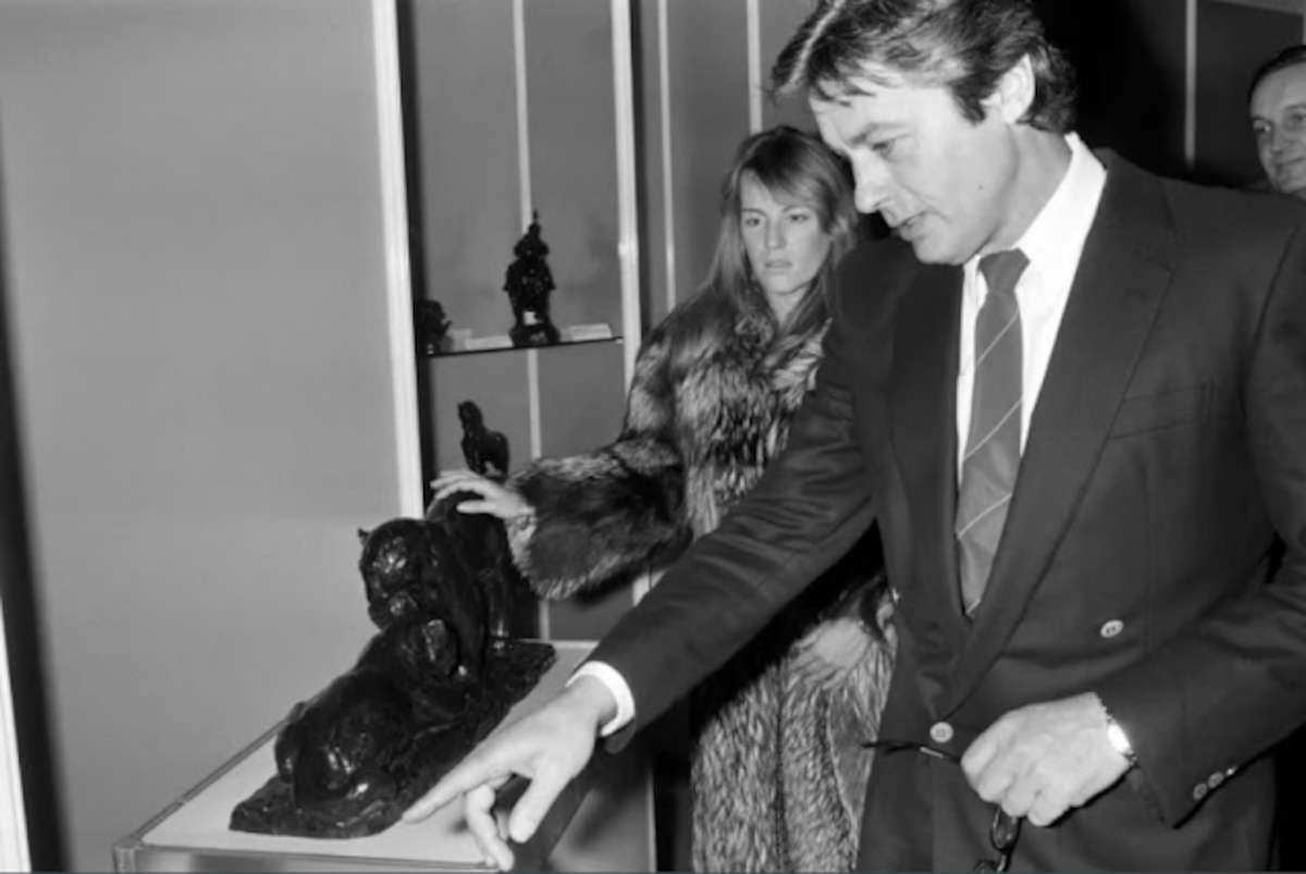 Alain Delon était aussi un grand collectionneur d'art. Voici ce qu'il achetait