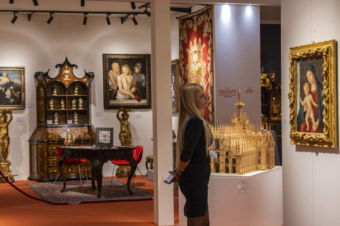 AMART 2024, first previews from Milan antiques fair