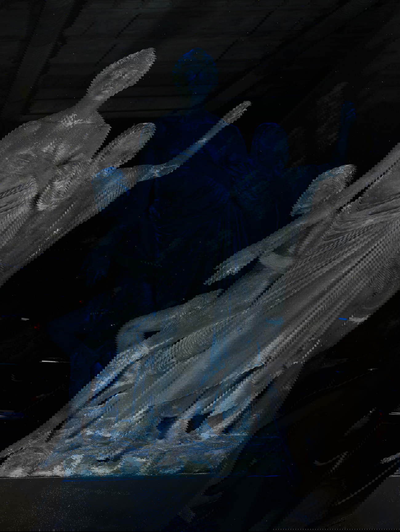 Lorenzo Bartolini, Leon Battista Alberti, fluorescencia UV