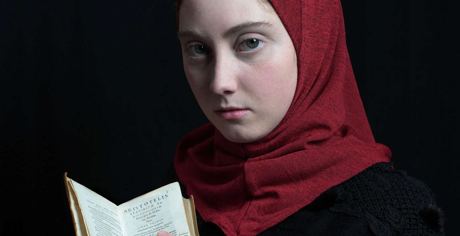 In Capri, Carla Iacono's photo exhibition dedicated to the hijab