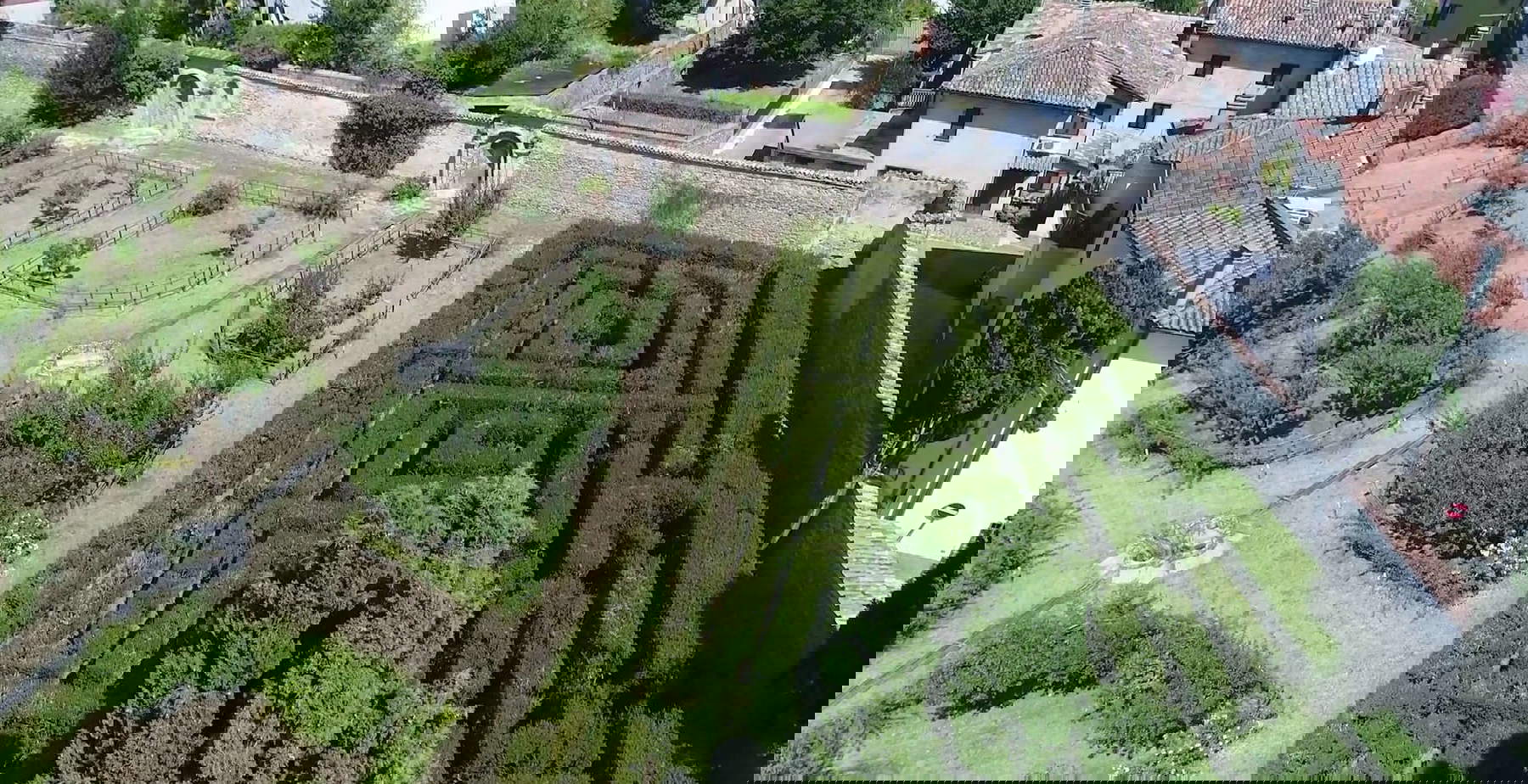 Il labirinto di Schloss Bufalini. Foto: Alessandro Pasquali / Danae Projekt Il labirinto di Schloss Bufalini. Foto: Alessandro Pasquali / Danae Projekt