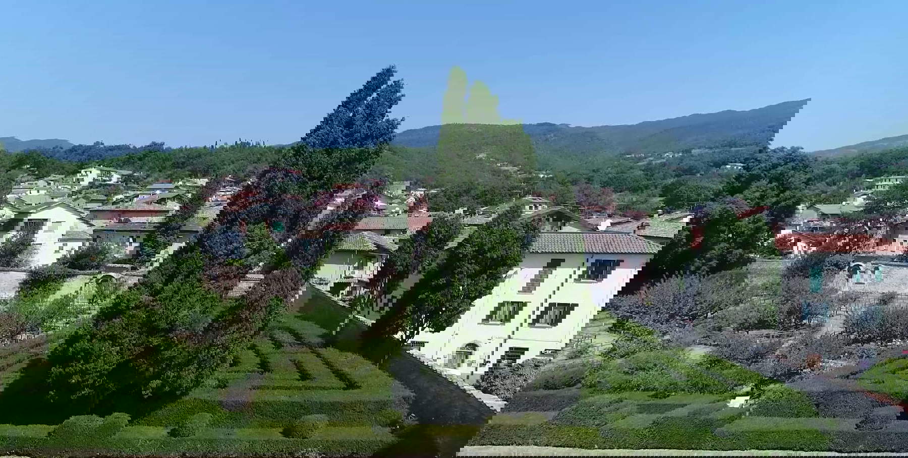 Il labirinto di Schloss Bufalini. Foto: Alessandro Pasquali / Danae Projekt Il labirinto di Schloss Bufalini. Foto: Alessandro Pasquali / Danae Projekt