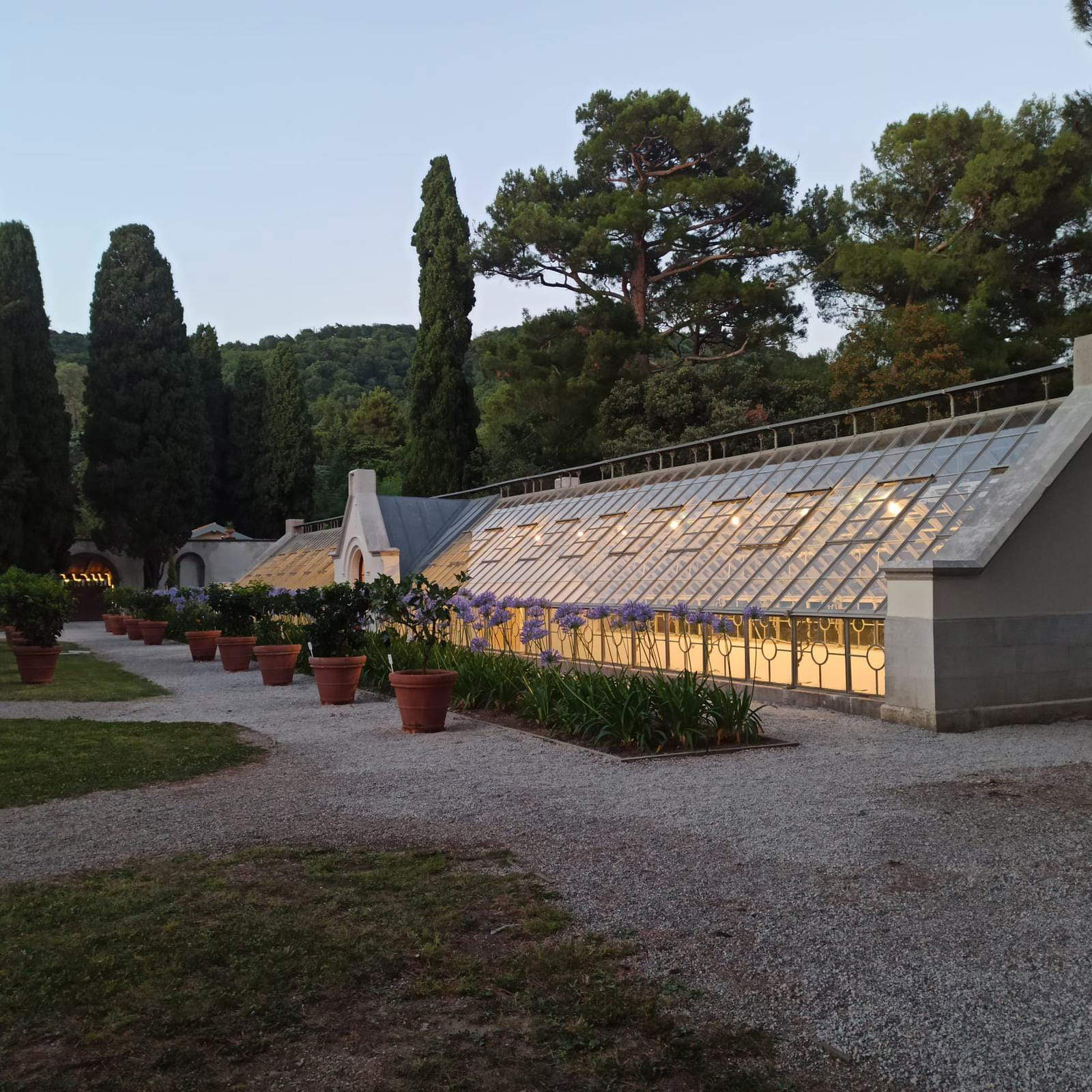 Trieste, Parc de Miramare, les anciennes serres restaurées Trieste, Parc de Miramare, les anciennes serres restaurées