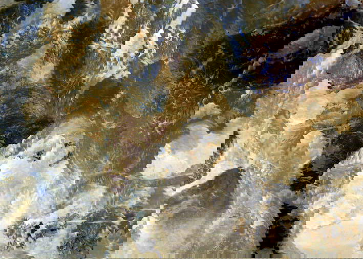 Cécile Beau, Hu2 #9 (2021; print on white aluminum, 70 x 50 cm) Cécile Beau, Hu2 #9 (2021; print on white aluminum, 70 x 50 cm)