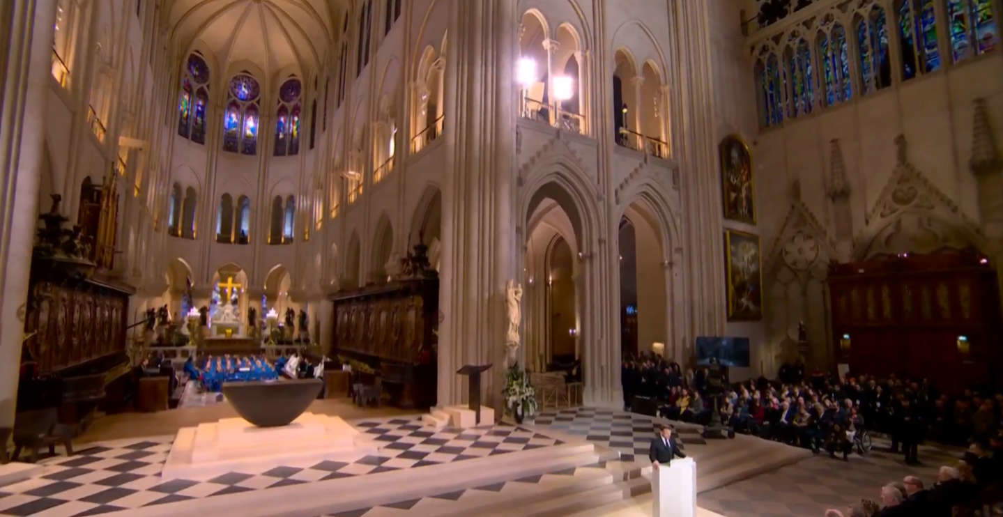 Cerimonia di riapertura di Notre Dame