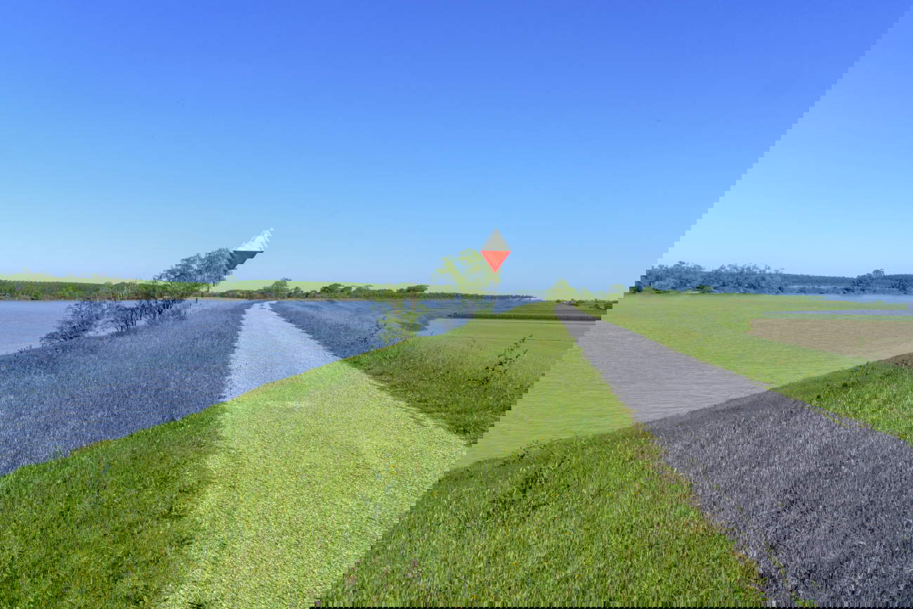 Piste cyclable à droite du Pô. Photos par Visit Romagna