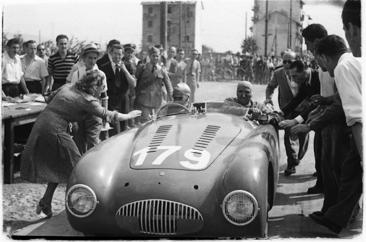 Le musée national de l'automobile de Turin célèbre la Mille Miglia et ses 30 ans d'histoire